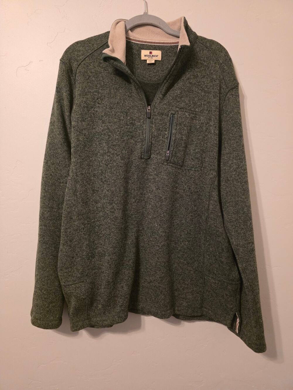 Woolrich Men’s Large Green 1/4 Zip Sweater Fleece Pullover Chest Pocket Hiking